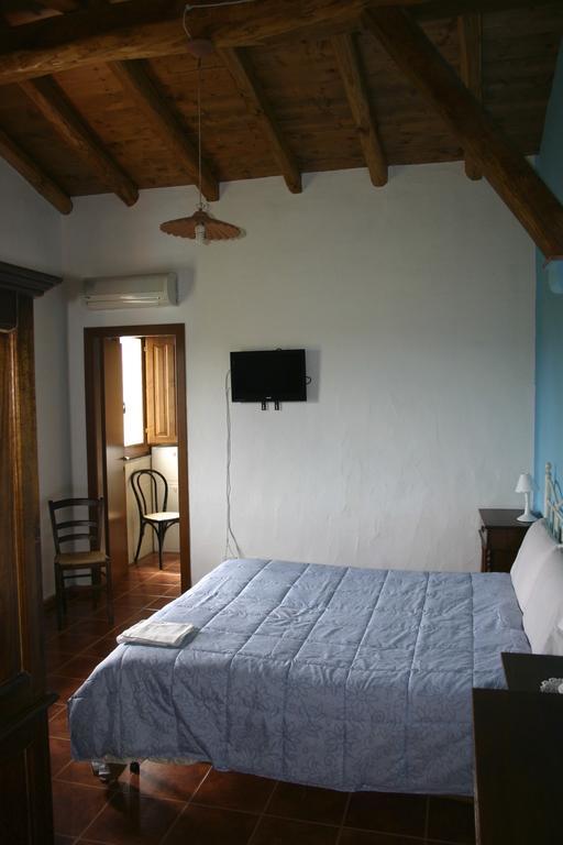 Agriturismo Bingia Bonaria Pula Esterno foto